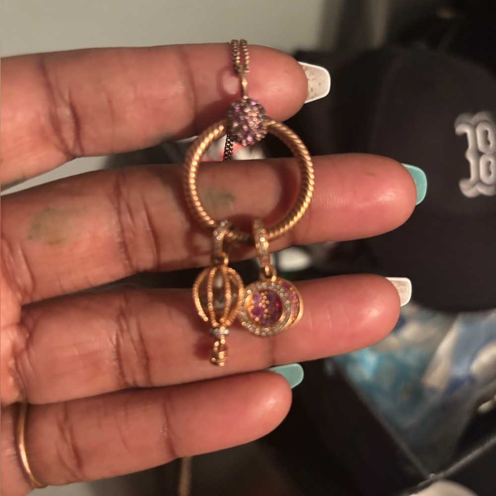Elegant Gold and Purple Pendant Necklace